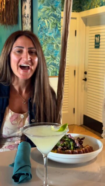 Rachel’s go-to order at RUMBA Patchogue? 😏🍸
A seat at the third-floor bar, an Ahi Tuna Salad, and a classic Daiquiri in hand… honestly, that sounds like a pretty perfect order to us.
Fresh flavors, rooftop energy, and the kind of combo you end up craving again the next day...

Now we need to know… what’s YOUR go-to RUMBA order? 👀

#RumbaFavorites #RooftopVibes #AhiTunaSalad #DaiquiriTime #PatchogueEats