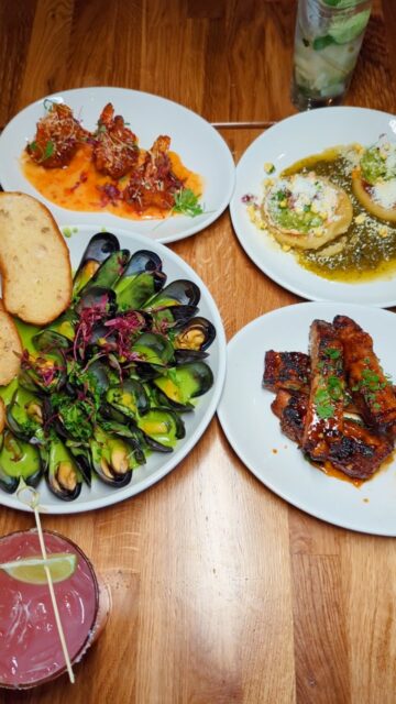 The best tables usually start with, “Let’s order a few things to share.”
🌽 Corn Tamale
🥥 Coconut Shrimp
🍖 Dominican Ribs
🥣 Thai Curry Mussels*
Good luck choosing just one.
Tag the friends you’re building this table with. 👇
*Thai Curry Mussels available exclusively in Hampton Bays & Patchogue.
#TasteRUMBA #LongIslandEats #PatchogueNY #HamptonBays #MetairieEats